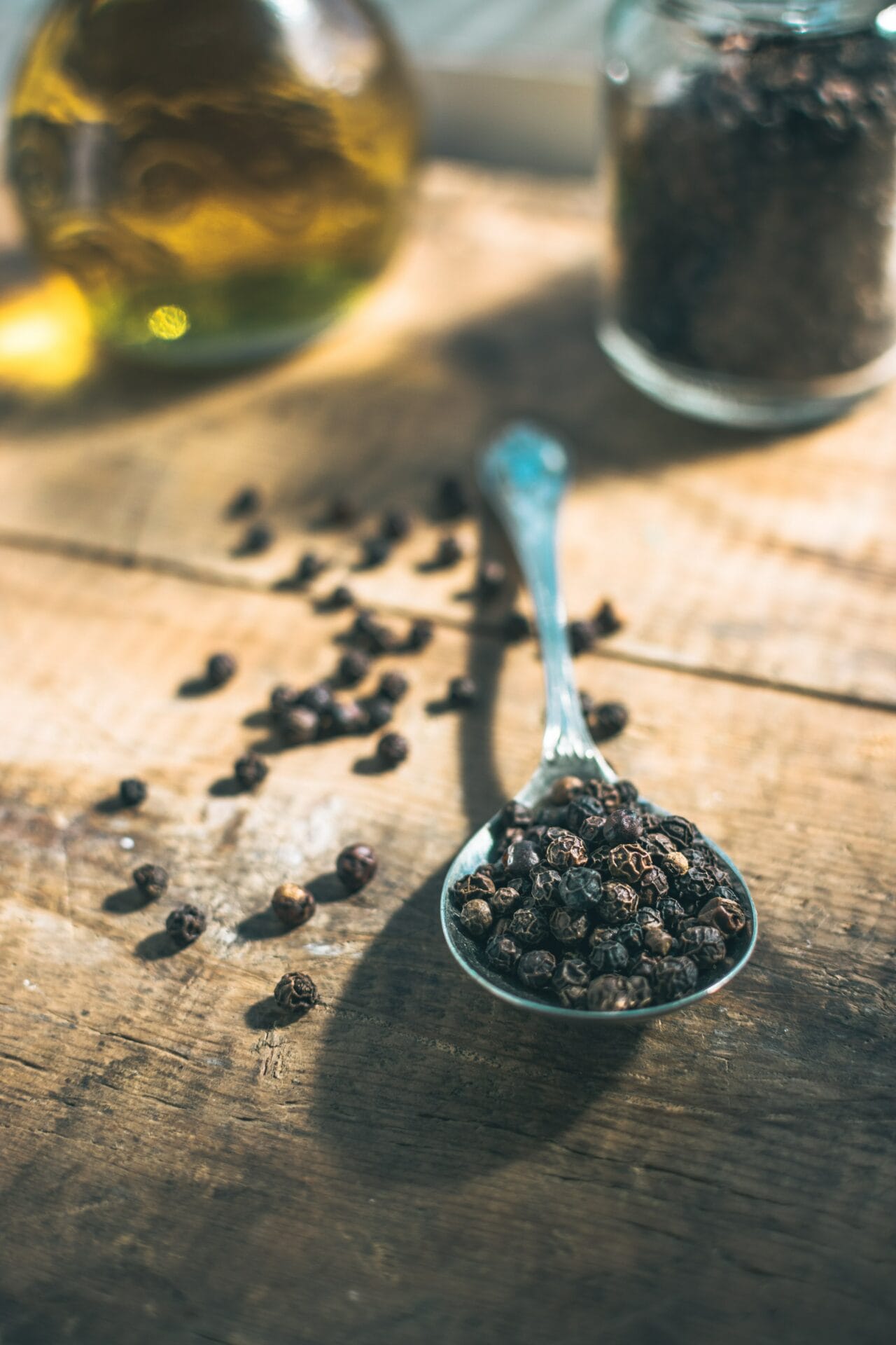 Black pepper has terpenes like Caryophyllene.
